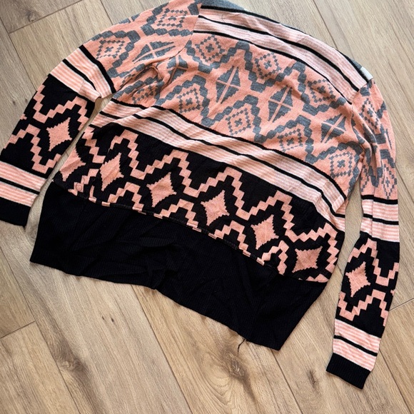SAY WHAT? Long Sleeve Flowy Bright Neon Pink Aztec Print Knit Cardigan Sweater - Picture 3 of 3
